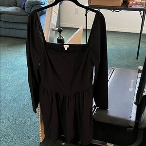 Aerie black long-sleeve smocked mini dress w/ pockets in Large